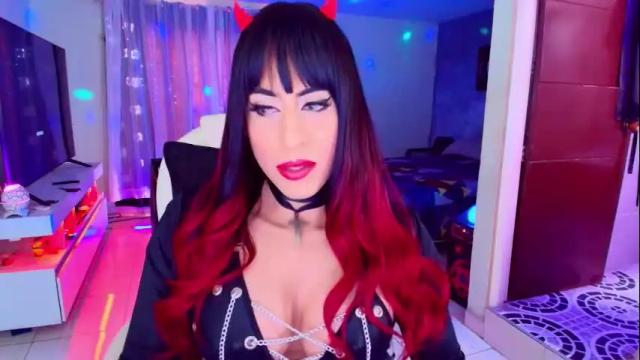 Image 11 of lizagothdoll Stream on Chaturbate on 4 months ago