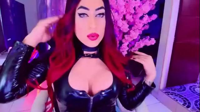 Image 12 of lizagothdoll Stream on Chaturbate on 3 months ago
