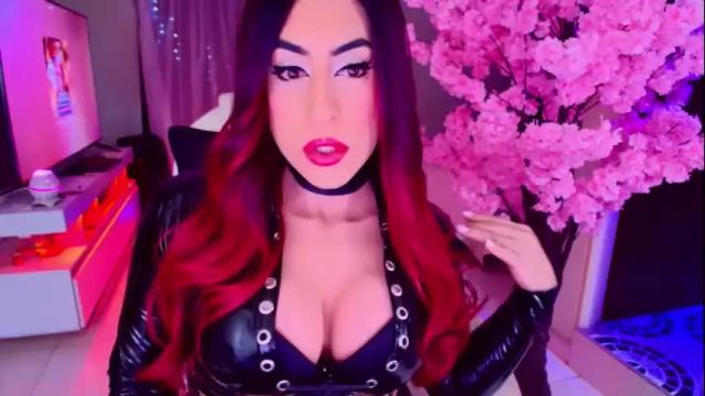 Image 10 of lizagothdoll Stream on Chaturbate on 1 month ago