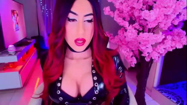 Image 12 of lizagothdoll Stream on Chaturbate on 1 month ago