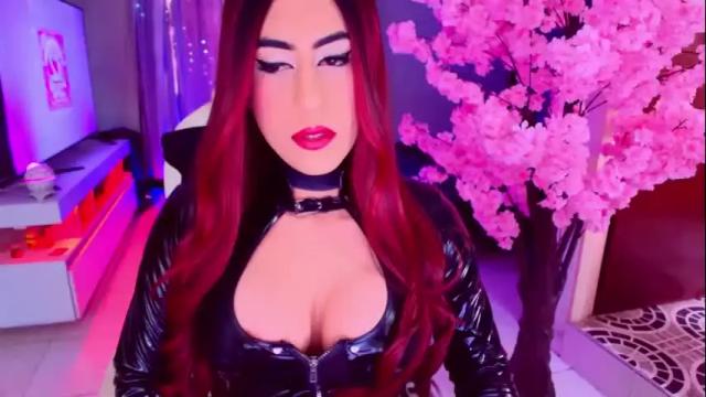Image 12 of lizagothdoll Stream on Chaturbate on 1 month ago