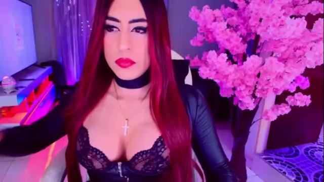 Image 6 of lizagothdoll Stream on Chaturbate on 1 month ago