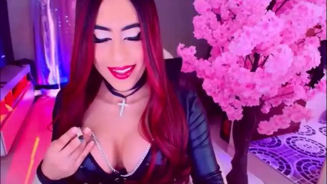Image 4 of lizagothdoll Stream on Chaturbate on 25 days ago