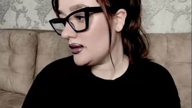 Image 6 of lizamartina Stream on Chaturbate on 15 days ago