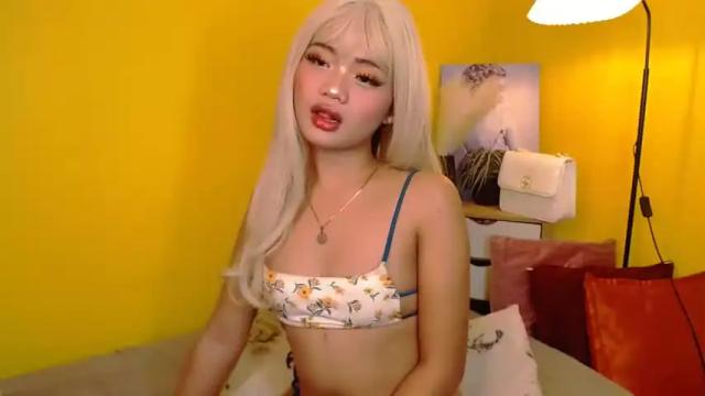 Image 10 of lizamonroe_hot_asian Stream on Chaturbate on 15 months ago