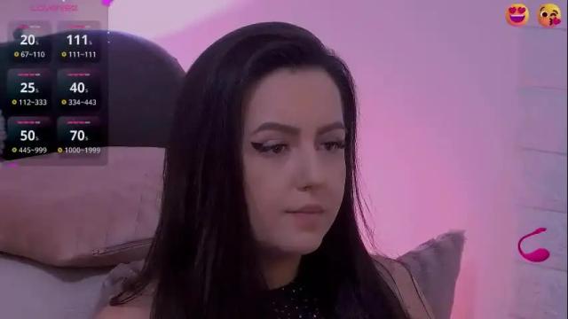 Image 10 of lizasunshine__ Stream on Chaturbate on 12 days ago
