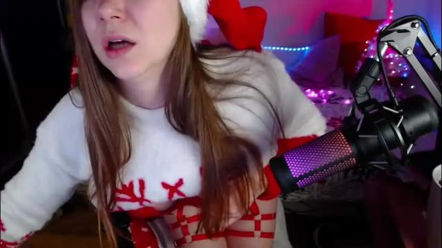 Image 12 of lizaswan Stream on Chaturbate on 19 days ago