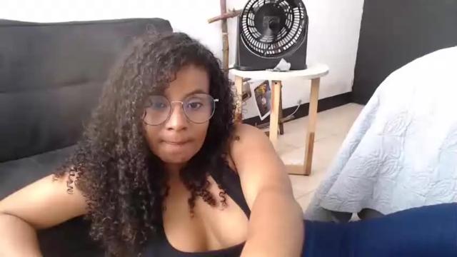Image 7 of lizasweet_ Stream on Chaturbate on 24 months ago