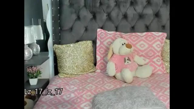 Image 8 of lizathomson_ Stream on Chaturbate on 3 months ago