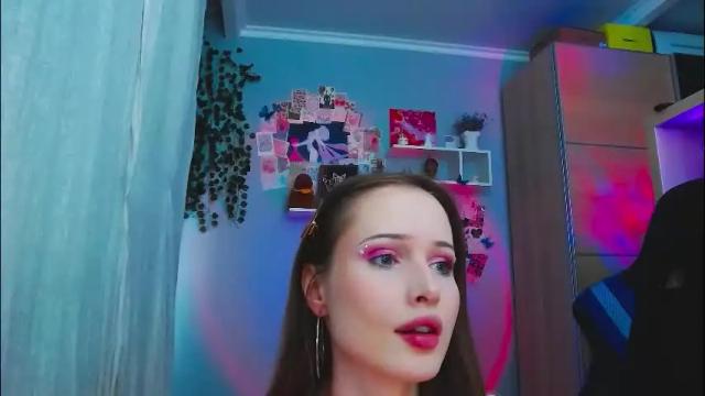 Image 4 of lizberry_moon Stream on Chaturbate on 2 months ago