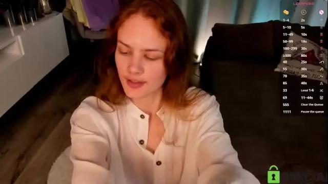 Image 4 of lizbethcoll Stream on Chaturbate on 1 month ago