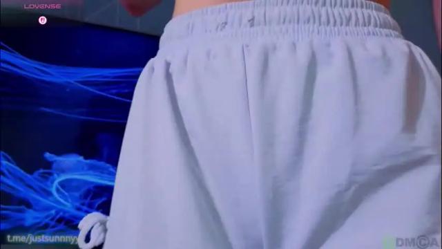 Image 2 of lizbethcoll Stream on Chaturbate on 2 months ago