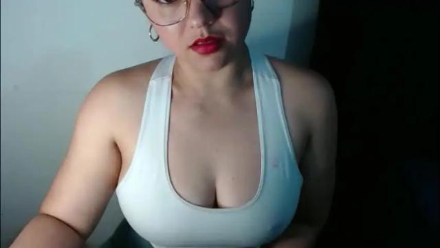 Image 7 of lizbodu Stream on Chaturbate on 18 days ago