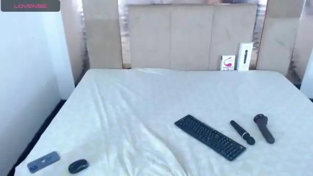 Image 2 of lizbrook Stream on Chaturbate on 12 months ago