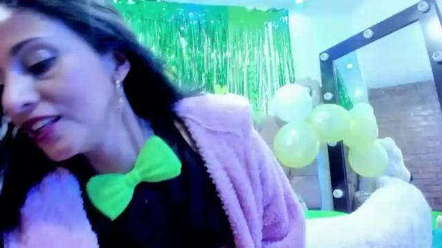 Thumbnail 3, lizcambell's Stream at Chaturbate, 15 months ago