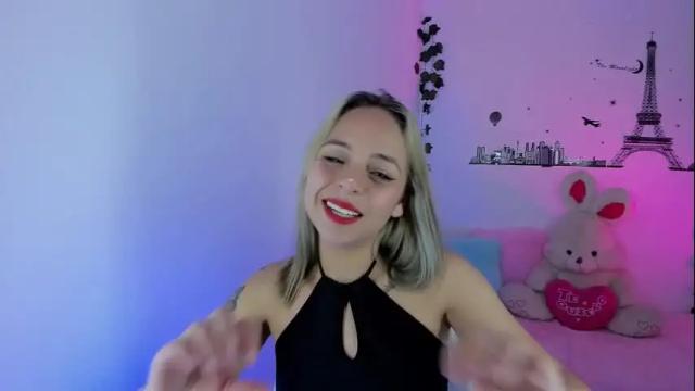 Image 2 of lizeth_b Stream on Chaturbate on 3 months ago