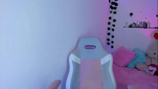 Image 3 of lizeth_b Stream on Chaturbate on 2 months ago