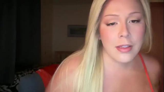 Image 3 of lizpurrxxx Stream on Chaturbate on 17 days ago