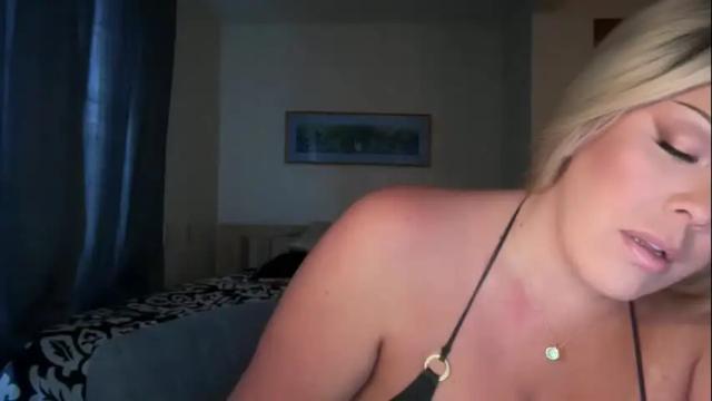 Image 11 of lizpurrxxx Stream on Chaturbate on 1 month ago