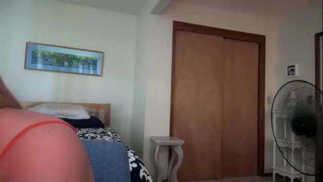 Image 12 of lizpurrxxx Stream on Chaturbate on 29 days ago