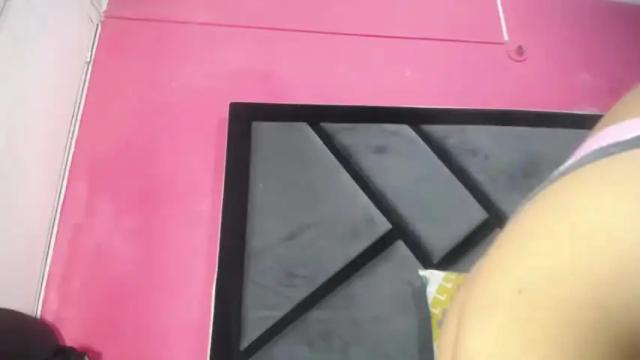 Image 3 of liztaylor4u Stream on Chaturbate on 18 months ago