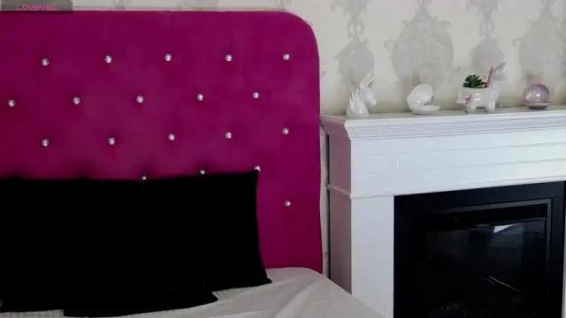 Image 2 of lizychocolate Stream on Chaturbate on 18 months ago