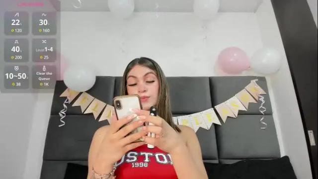 Image 6 of lizz_luna Stream on Chaturbate on 1 month ago