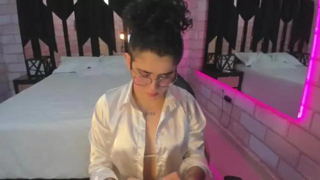 Thumbnail 1, lizzcollinss's Stream at Chaturbate, 17 months ago