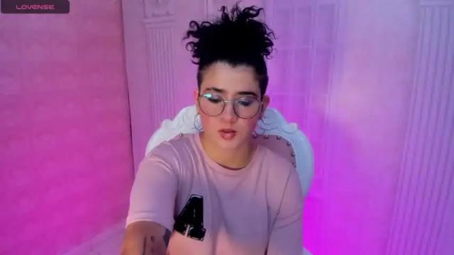 Thumbnail 1, lizzcollinss's Stream at Chaturbate, 17 months ago