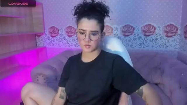 Thumbnail 1, lizzcollinss's Stream at Chaturbate, 17 months ago