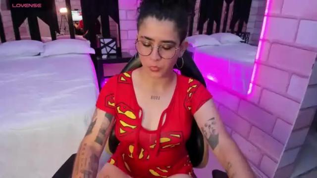 Image 8 of lizzcollinss Stream on Chaturbate on 17 months ago