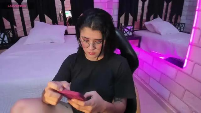Image 11 of lizzcollinss Stream on Chaturbate on 16 months ago