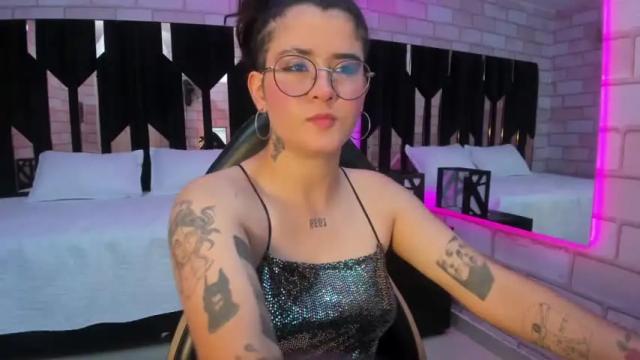 Image 8 of lizzcollinss Stream on Chaturbate on 15 months ago
