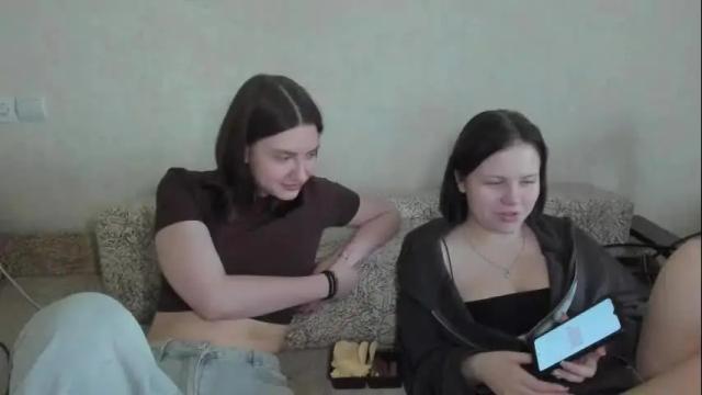 Image 6 of lizzi_muur Stream on Chaturbate on 4 months ago