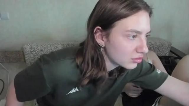 Image 3 of lizzi_muur Stream on Chaturbate on 7 days ago