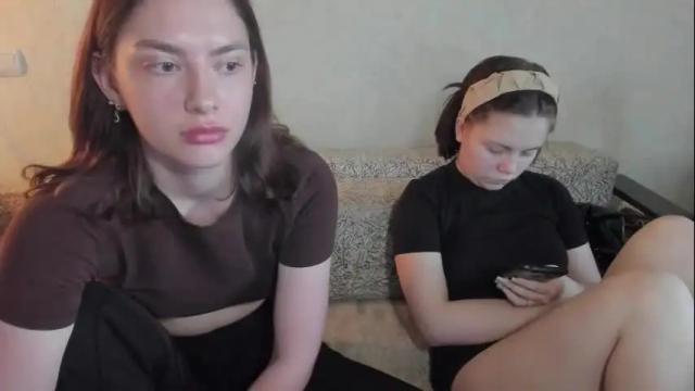 Image 12 of lizzi_muur Stream on Chaturbate on 4 months ago