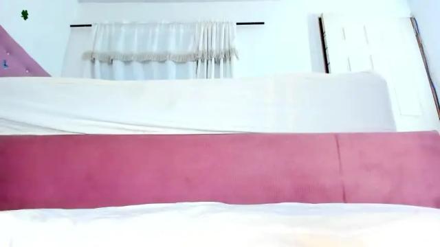 Image 12 of lizzieclark_1 Stream on Chaturbate on 14 months ago