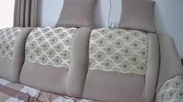 Image 12 of lizzielaangelx Stream on Chaturbate on 12 months ago