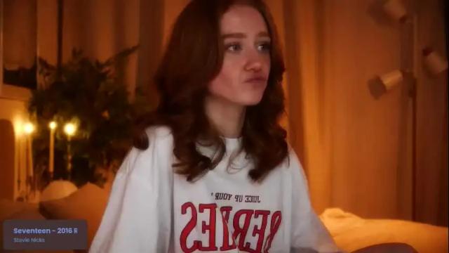 Image 7 of lizzy_blaze Stream on Chaturbate on 1 month ago