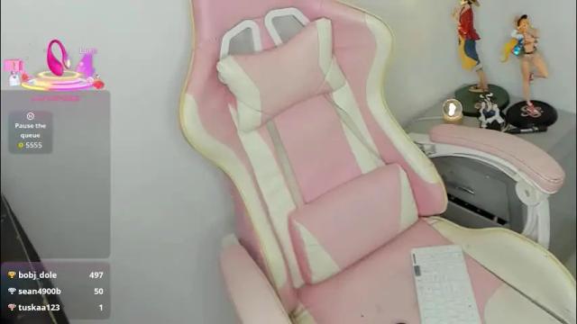 Image 2 of lizzy_kawuaii Stream on Chaturbate on 26 days ago