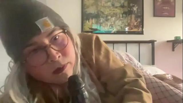 Image 2 of lizzy_ts Stream on Chaturbate on 20 months ago