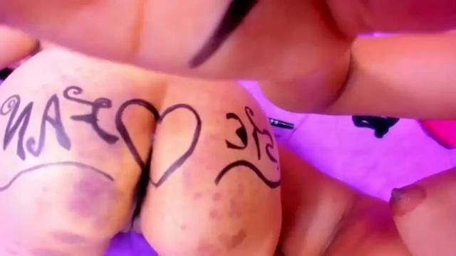 Image 12 of lizzyandany Stream on Chaturbate on 17 months ago