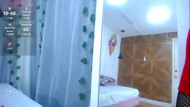 Image 12 of lizzybarbie2 Stream on Chaturbate on 1 month ago