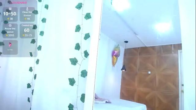 Image 10 of lizzybarbie2 Stream on Chaturbate on 1 month ago