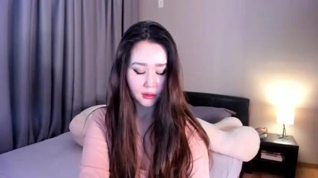 Image 10 of lizzybrizzy Stream on Chaturbate on 21 months ago