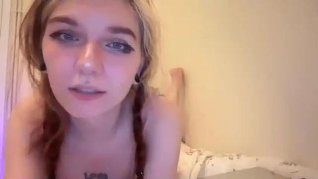 Thumbnail 1, lizzyylovesick's Stream at Chaturbate, 2 months ago