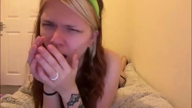 Image 8 of lizzyylovesick Stream on Chaturbate on 2 months ago