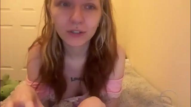 Image 3 of lizzyylovesick Stream on Chaturbate on 2 months ago