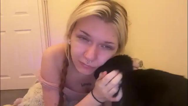 Image 3 of lizzyylovesick Stream on Chaturbate on 1 month ago