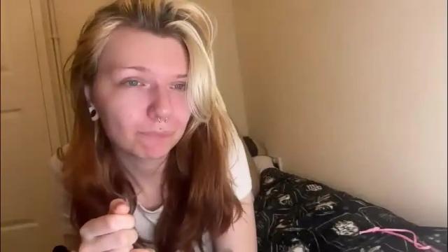 Image 11 of lizzyylovesick Stream on Chaturbate on 22 days ago